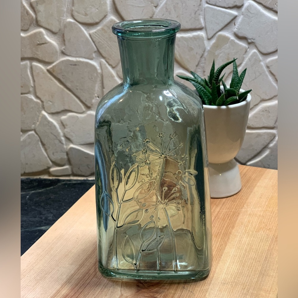 GISELA GRAHAM | Green Glass Meadow Bottle Decorative Flower Vase
